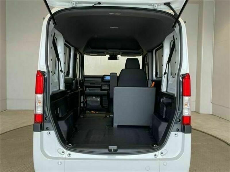 N-VAN