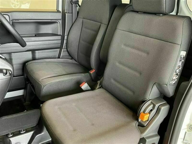 N-VAN