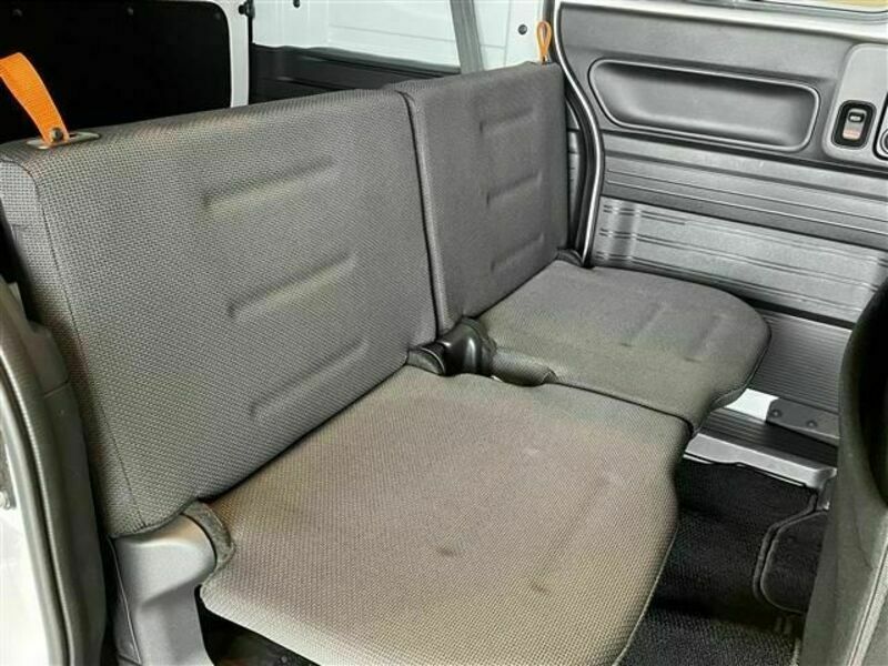 N-VAN