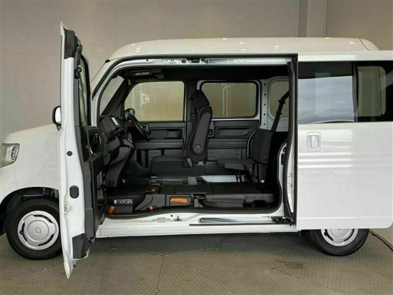 N-VAN