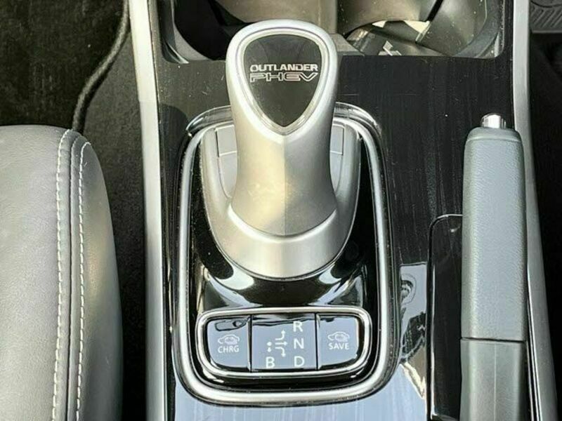 OUTLANDER PHEV