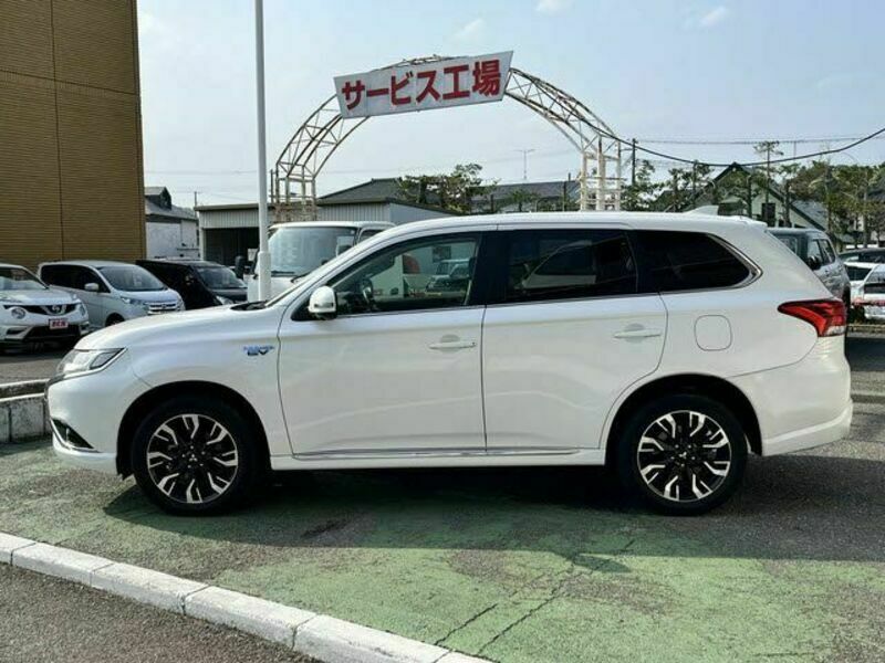 OUTLANDER PHEV