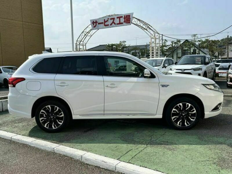 OUTLANDER PHEV