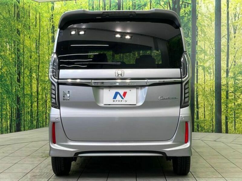 N BOX CUSTOM
