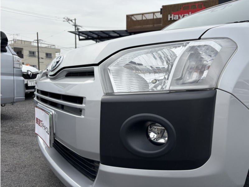 SUCCEED VAN-8