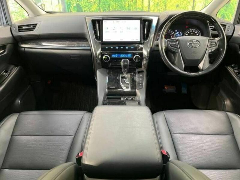VELLFIRE-1