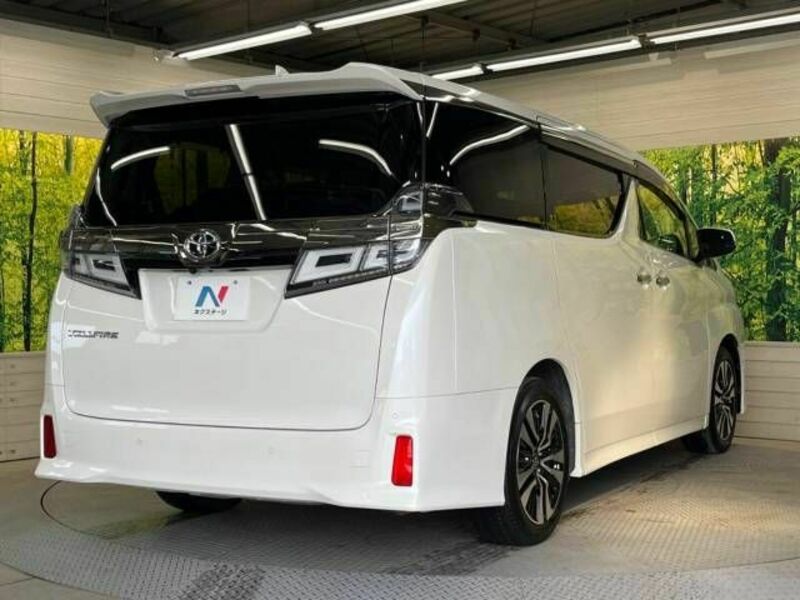 VELLFIRE-18