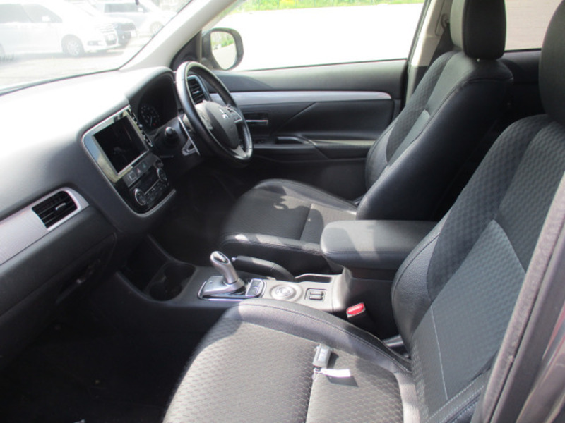 OUTLANDER PHEV
