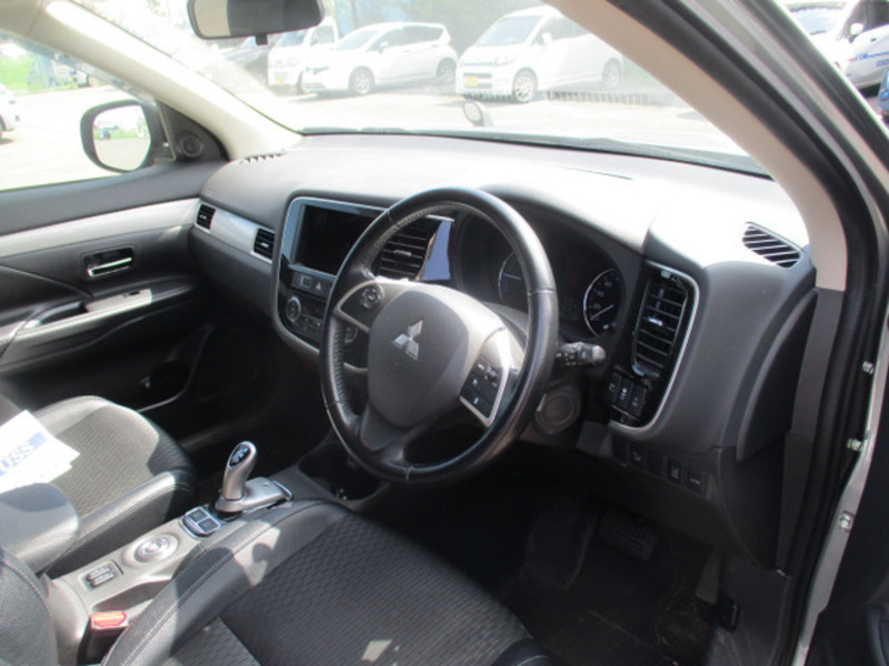 OUTLANDER PHEV