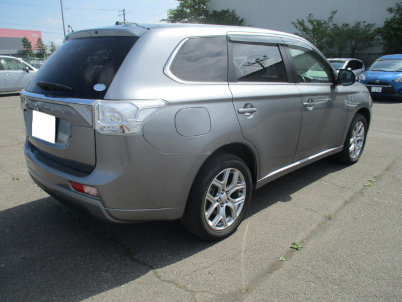 OUTLANDER PHEV