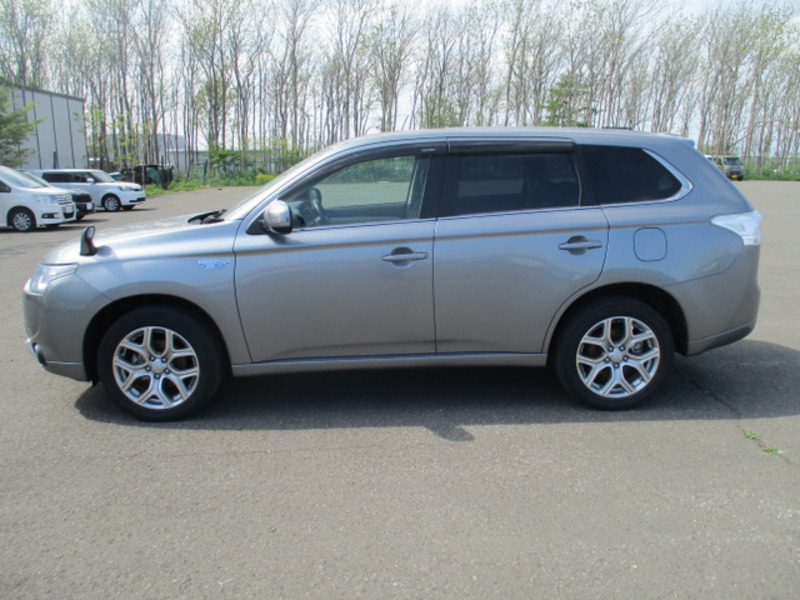 OUTLANDER PHEV