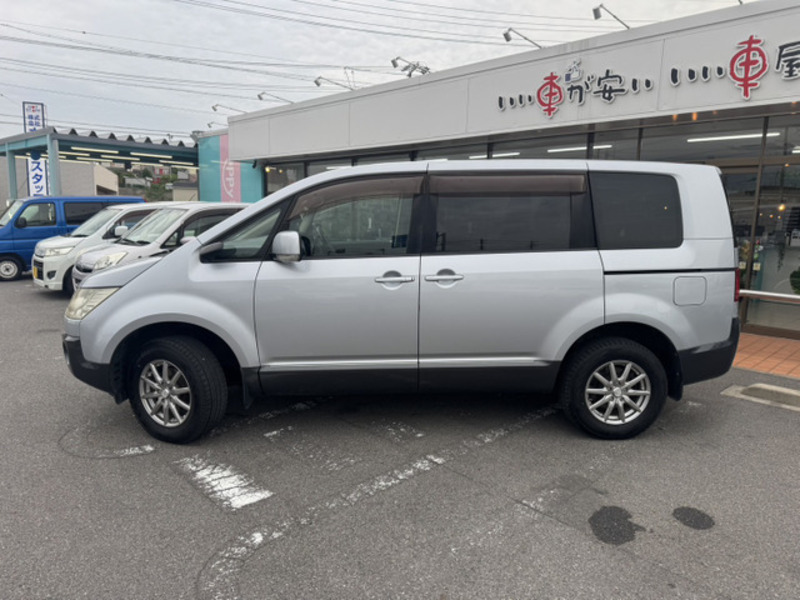 DELICA D5