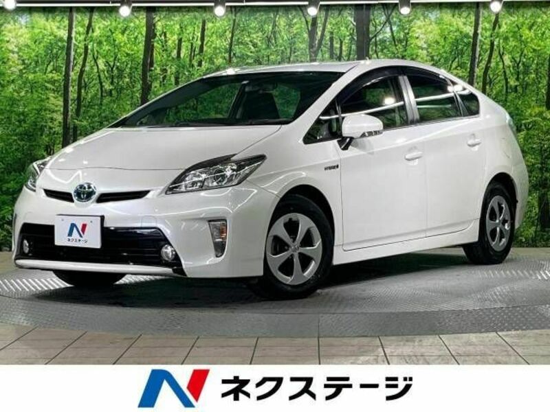 TOYOTA　PRIUS