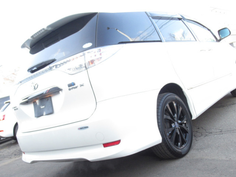 ESTIMA HYBRID