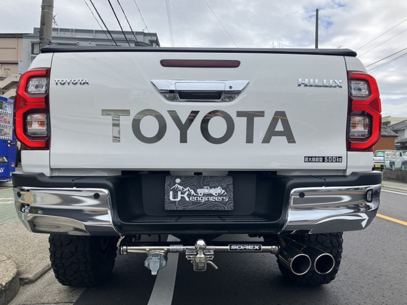 HILUX