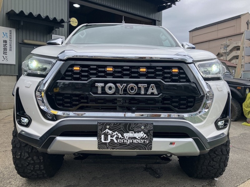 HILUX