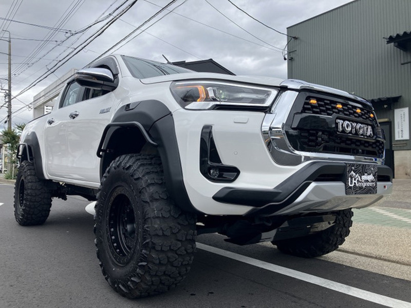 HILUX