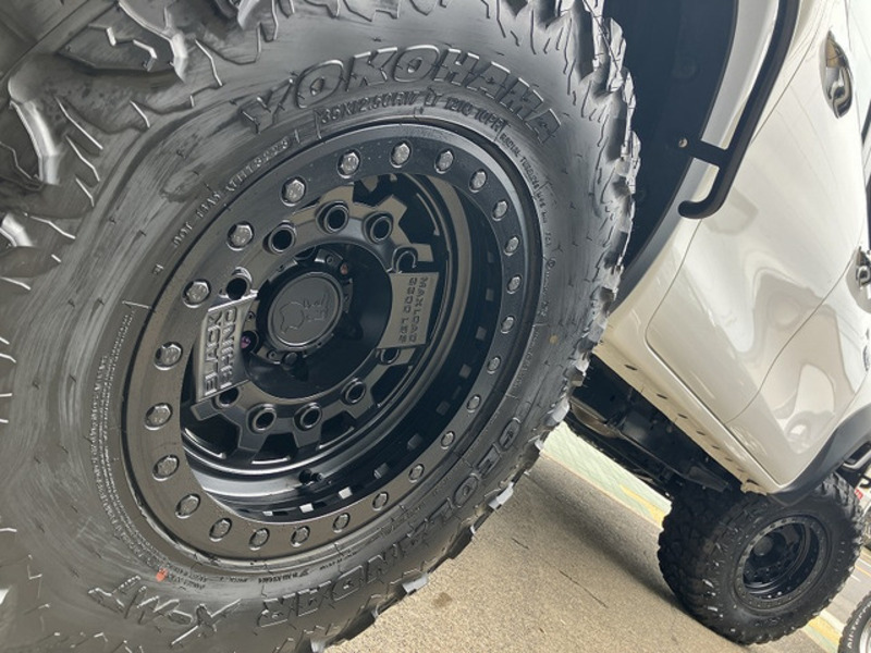 HILUX