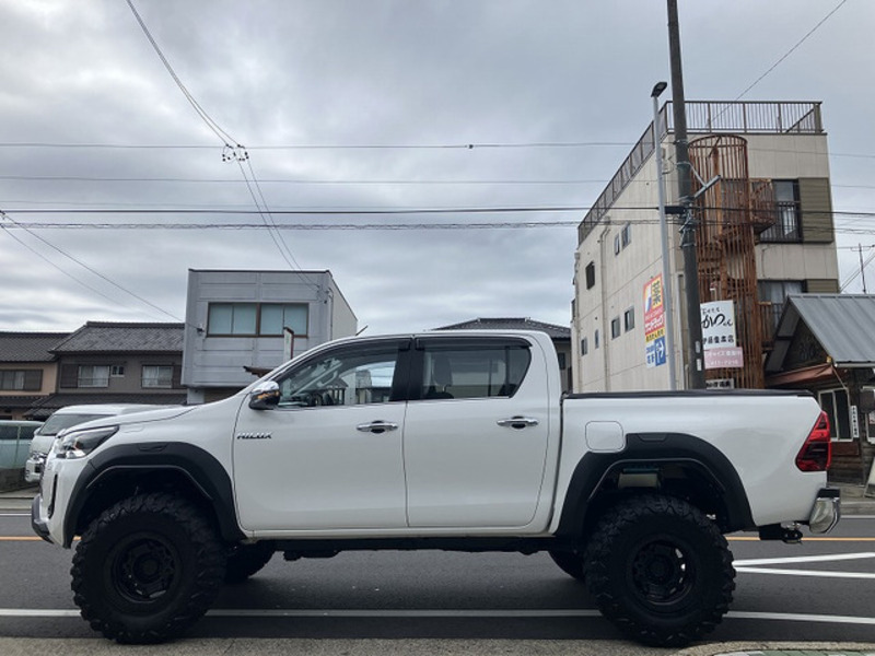 HILUX