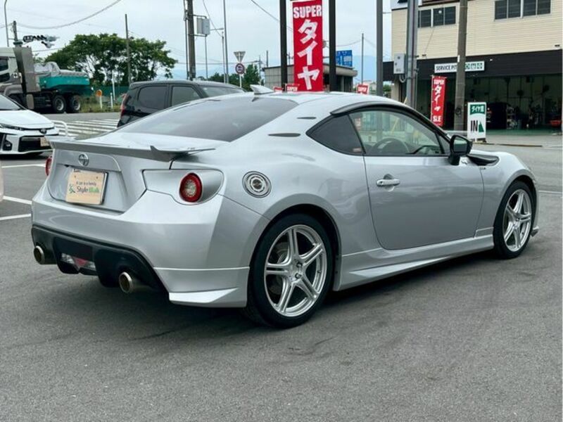 86