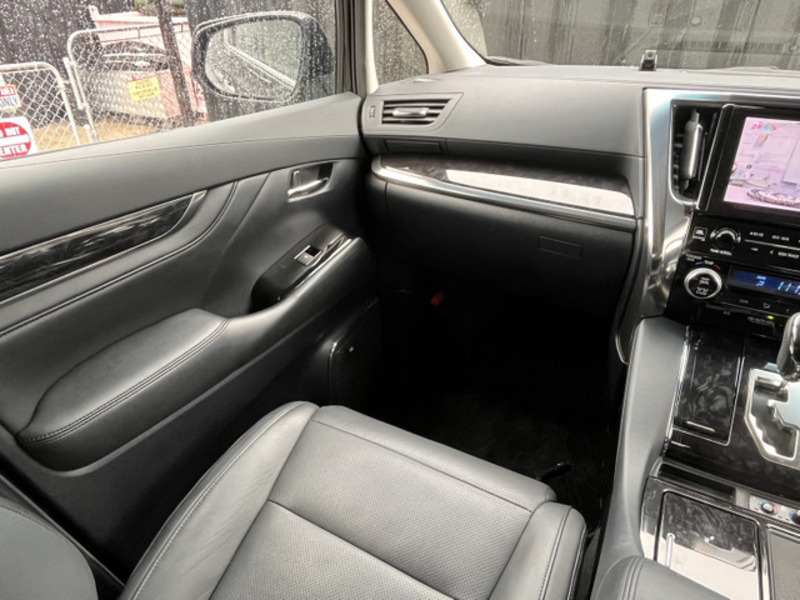VELLFIRE-14