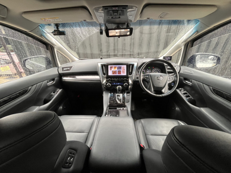 VELLFIRE-13