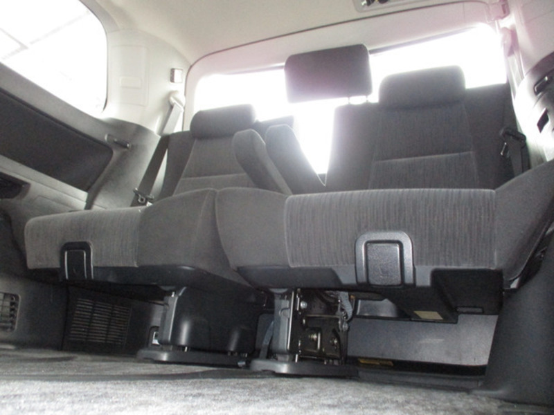 VELLFIRE-7