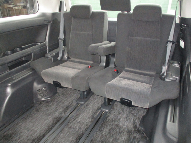 VELLFIRE-6