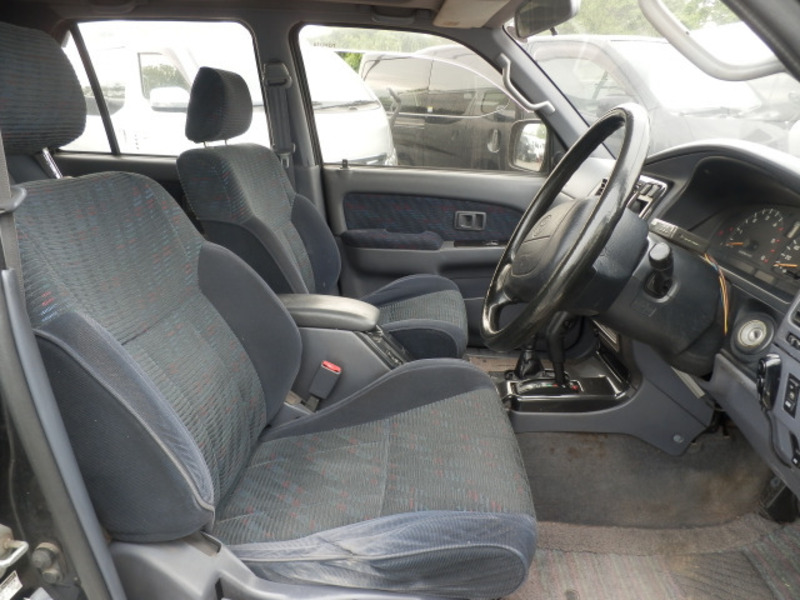 HILUX SURF-18