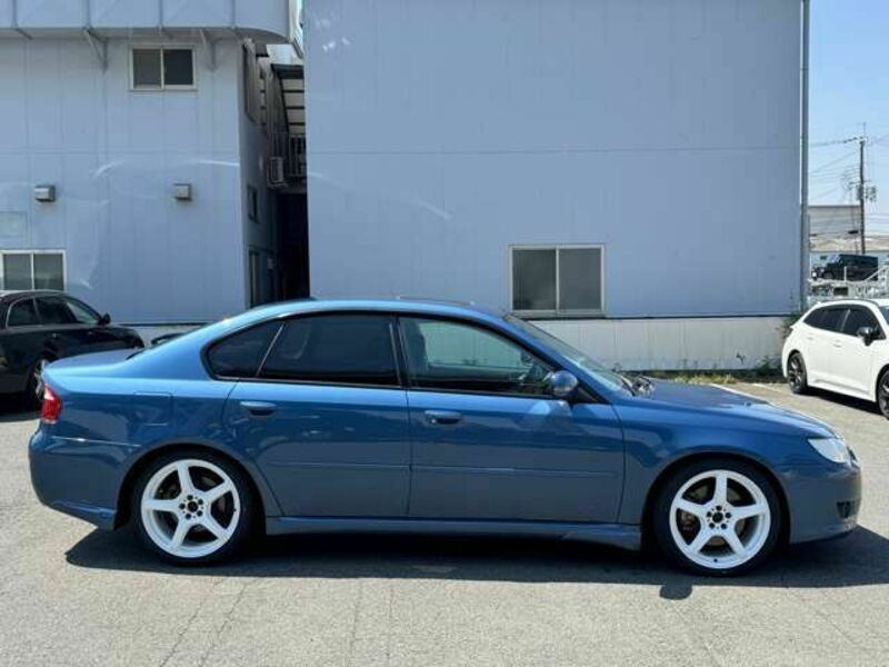 LEGACY B4
