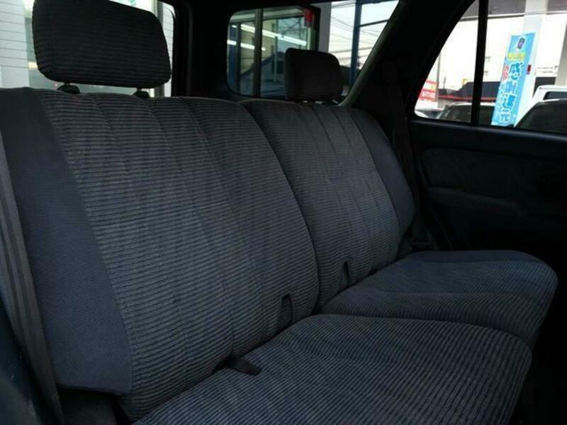 HILUX SURF-17
