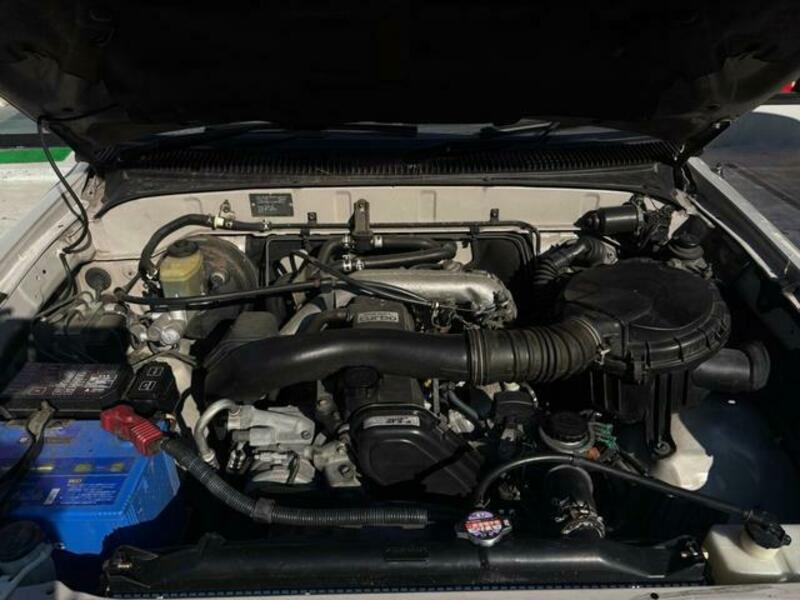 HILUX SURF-7