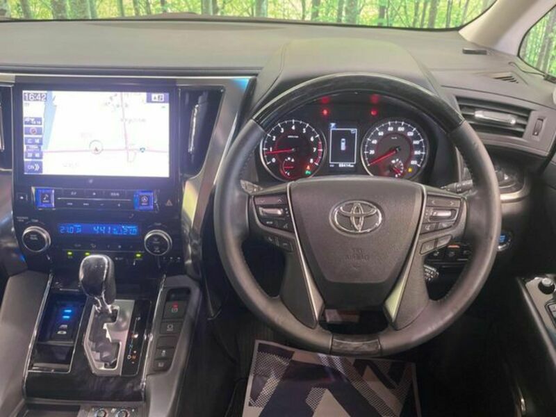 VELLFIRE-12