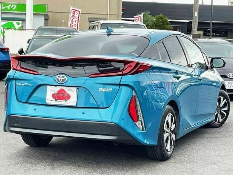 PRIUS PHV