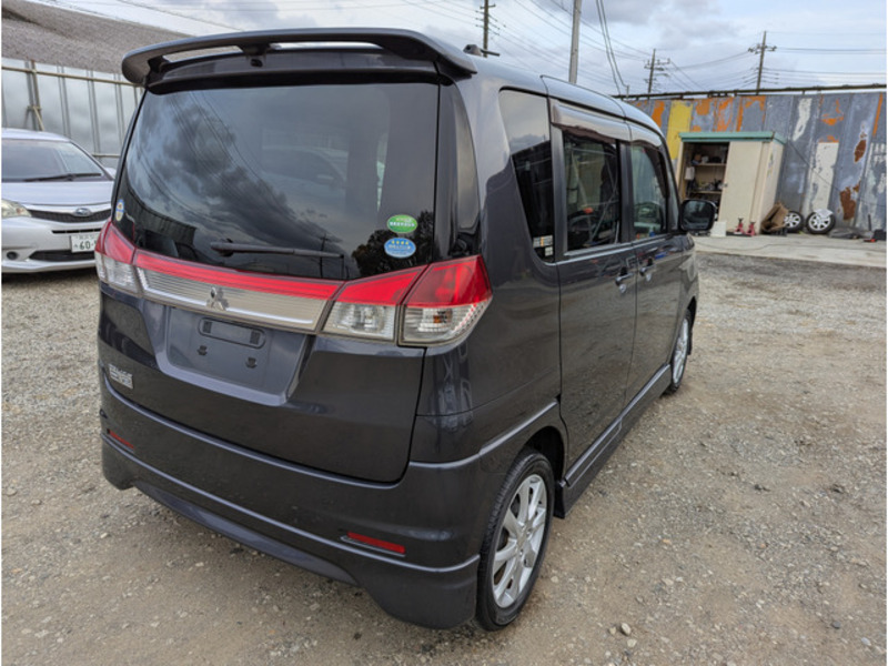 DELICA D2