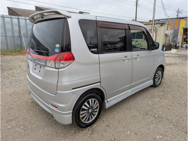 DELICA D2