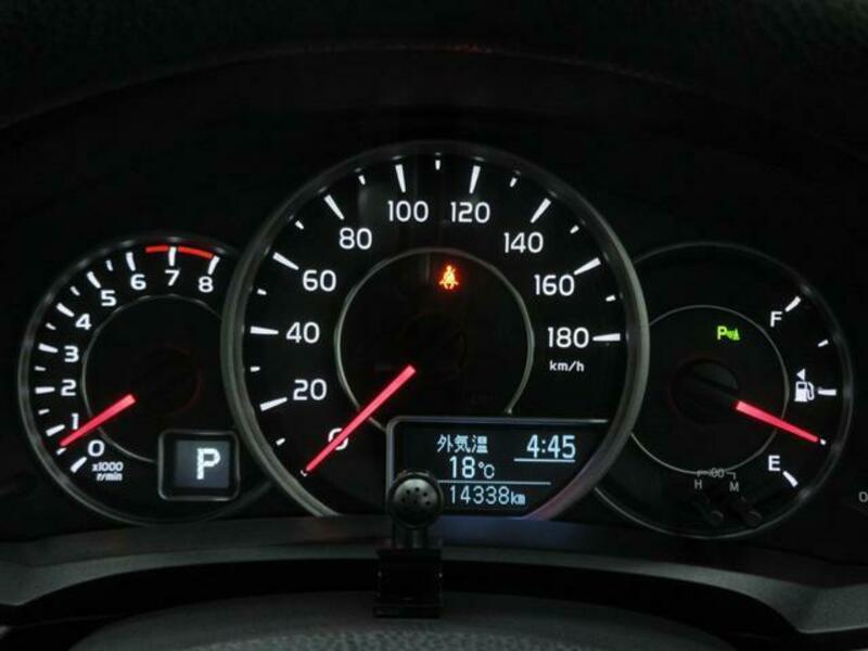COROLLA AXIO