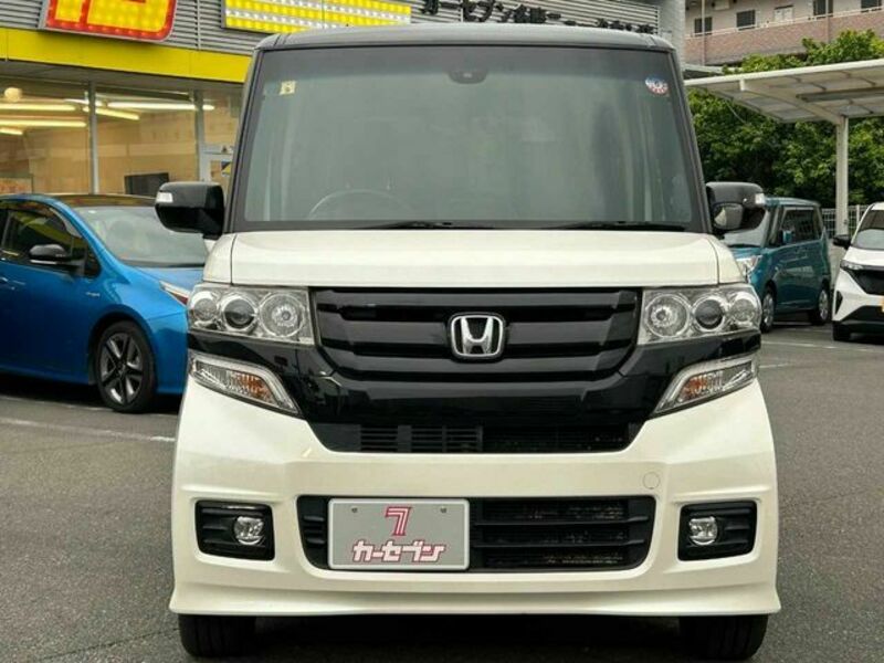 N BOX CUSTOM
