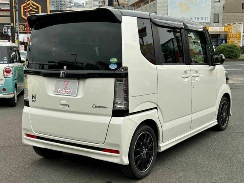 N BOX CUSTOM