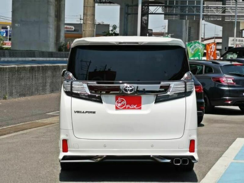 VELLFIRE-6