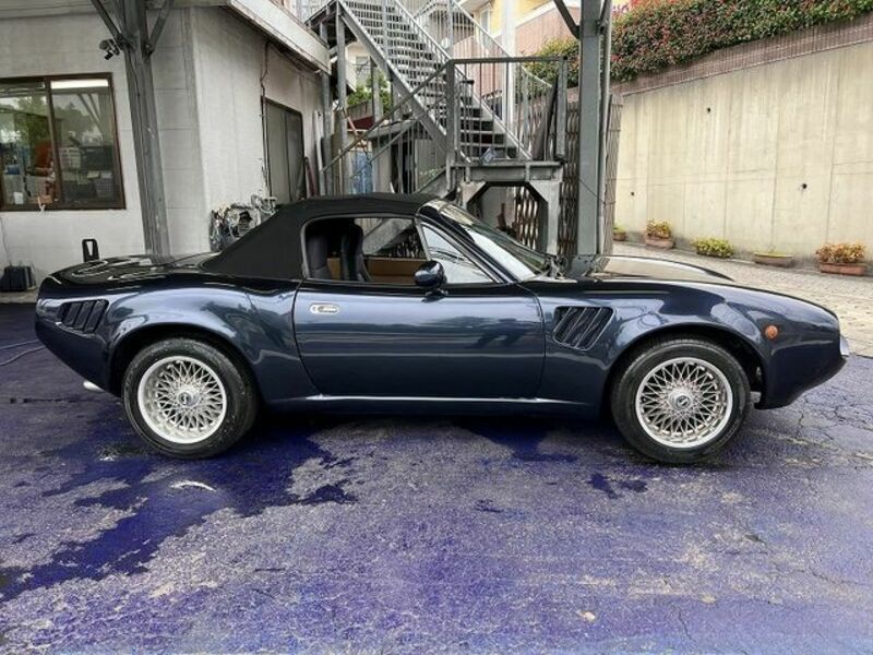 EUNOS ROADSTER