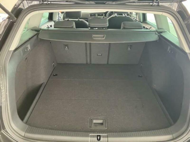 GOLF VARIANT