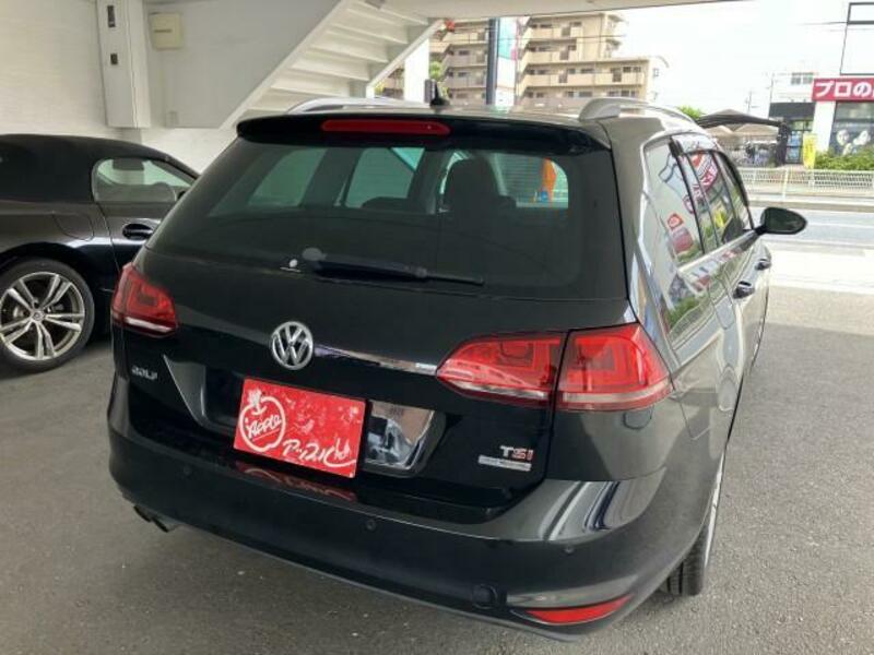 GOLF VARIANT
