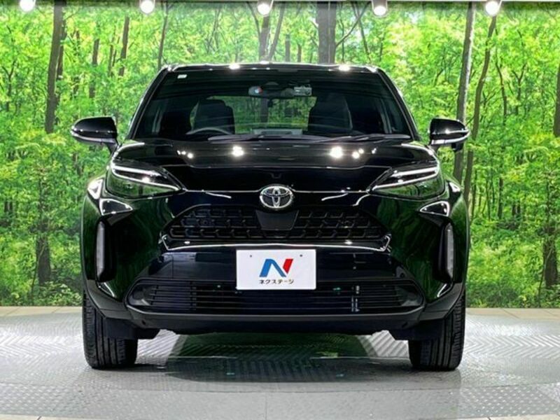 YARIS CROSS