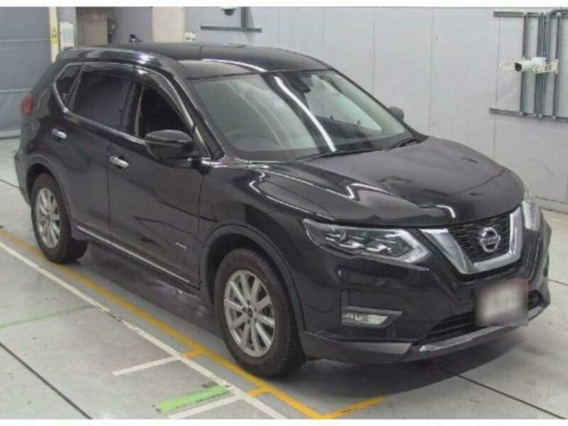 X-TRAIL