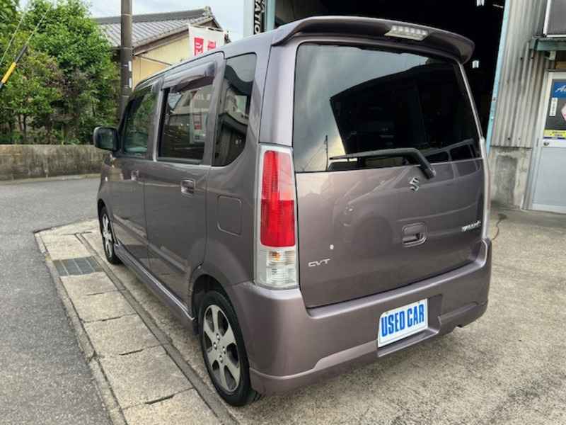 WAGON R