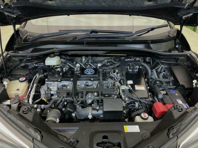 C-HR-17