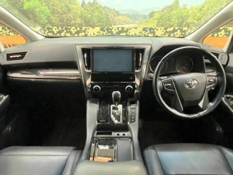 VELLFIRE-1