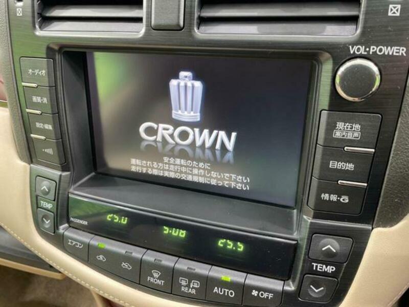 CROWN