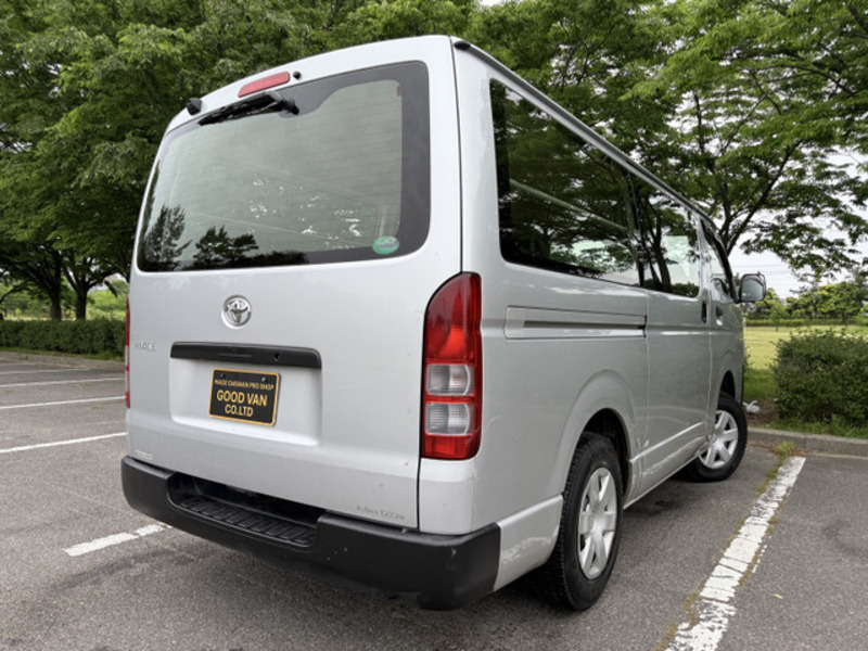 HIACE VAN-3